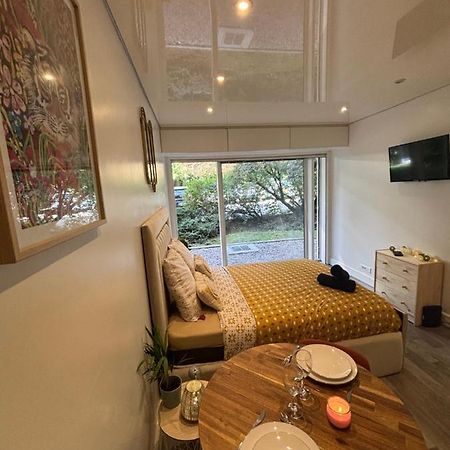ル・シェネEcrin De Verdure Au Chesnay Et Parking Gratuitアパートメント エクステリア 写真